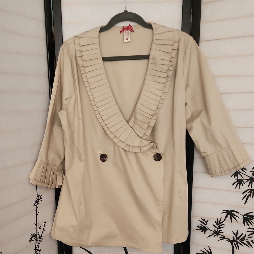 Chic Beige Ruffled Double Breasted Blazer
